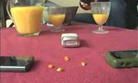 Make popcorn with cell phones